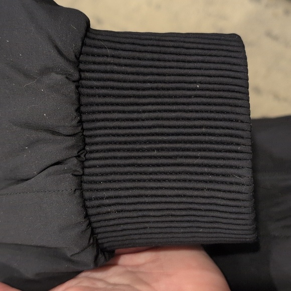 Lululemon Womens Reversible Insulated Bomber Jacket Black Like New - Picture 12 of 13